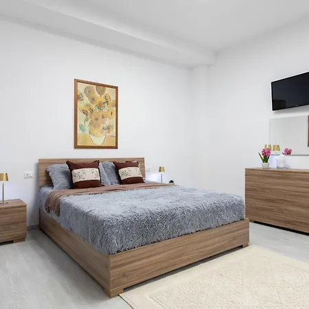Domus Flavia By Interhome Διαμέρισμα