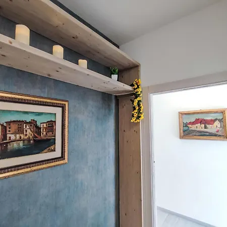 Apartment Domus Flavia By Interhome