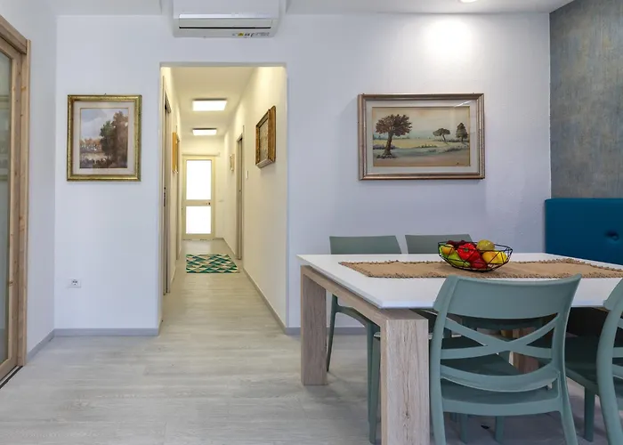Domus Flavia By Interhome Lägenhet Olbia